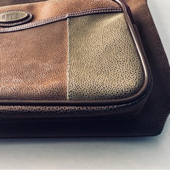 JAGUAR Tote Large Leather Multi Colour 3 Zip Pockets Excellent 22”x14.5”x 6” - Picture 9 of 13